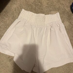 Vuori Villa textured shorts